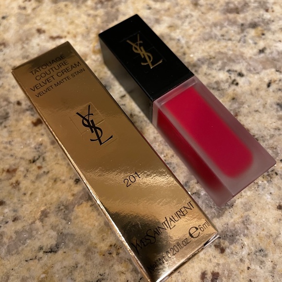 YSL Tatouage Velvet Cream 201 - Picture 2 of 4